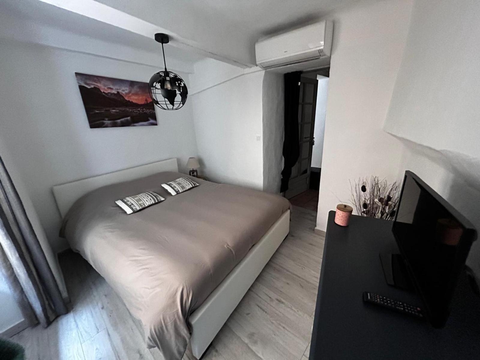 Le Petit Villecrozien Villecroze Extérieur photo